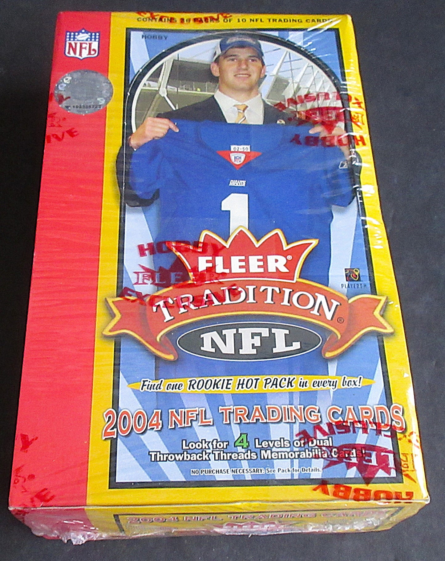 2004 Fleer Tradition Football Box (Hobby) (36/10)