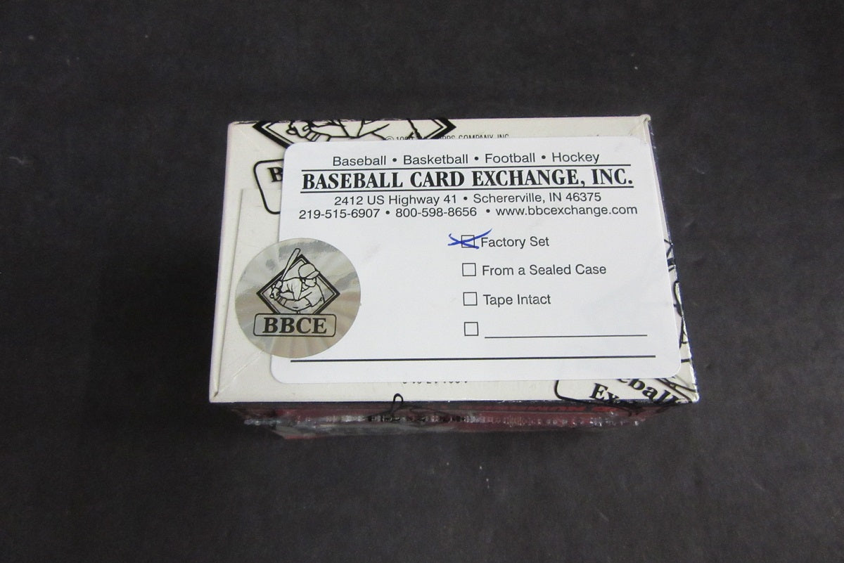 1989 Topps Football Traded Factory Set (BBCE)