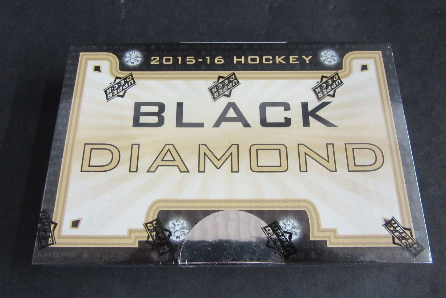 2015/16 Upper Deck Black Diamond Hockey Box (Hobby) (1/5)