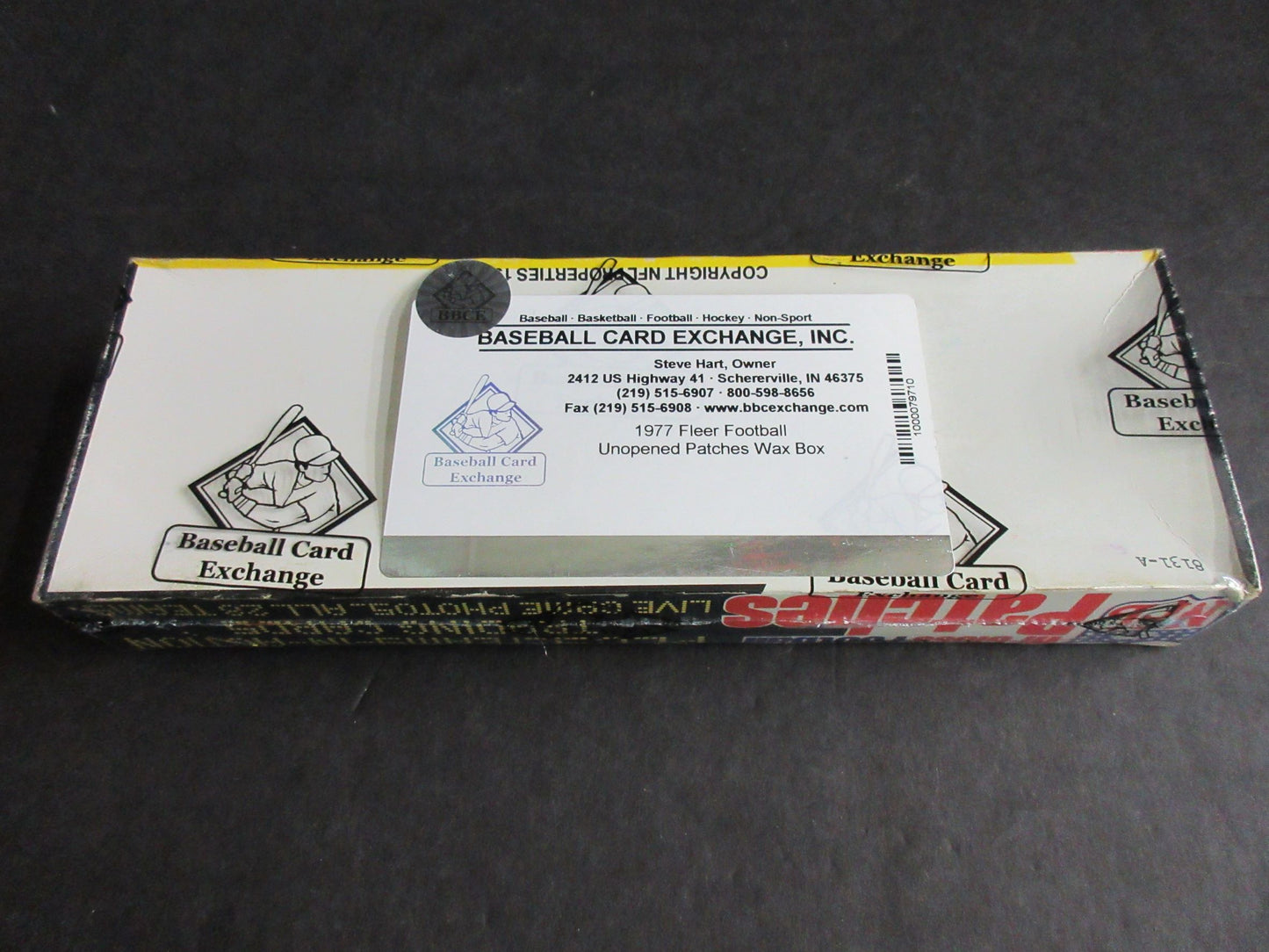 1977 Fleer Football Patches Unopened Wax Box (BBCE)