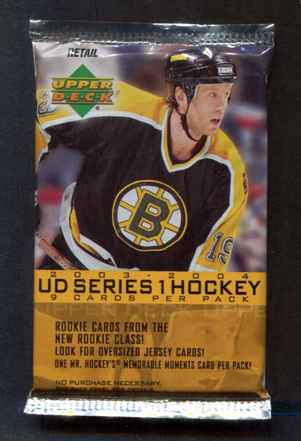 2003/04 Upper Deck Hockey Unopened Series 1 Pack (Retail) (9)