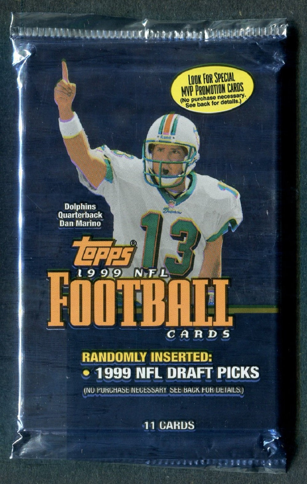 1999 Topps Football Unopened Pack (Retail) (11)