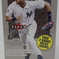 2002 Fleer Premium Baseball Blaster Box (14/8)