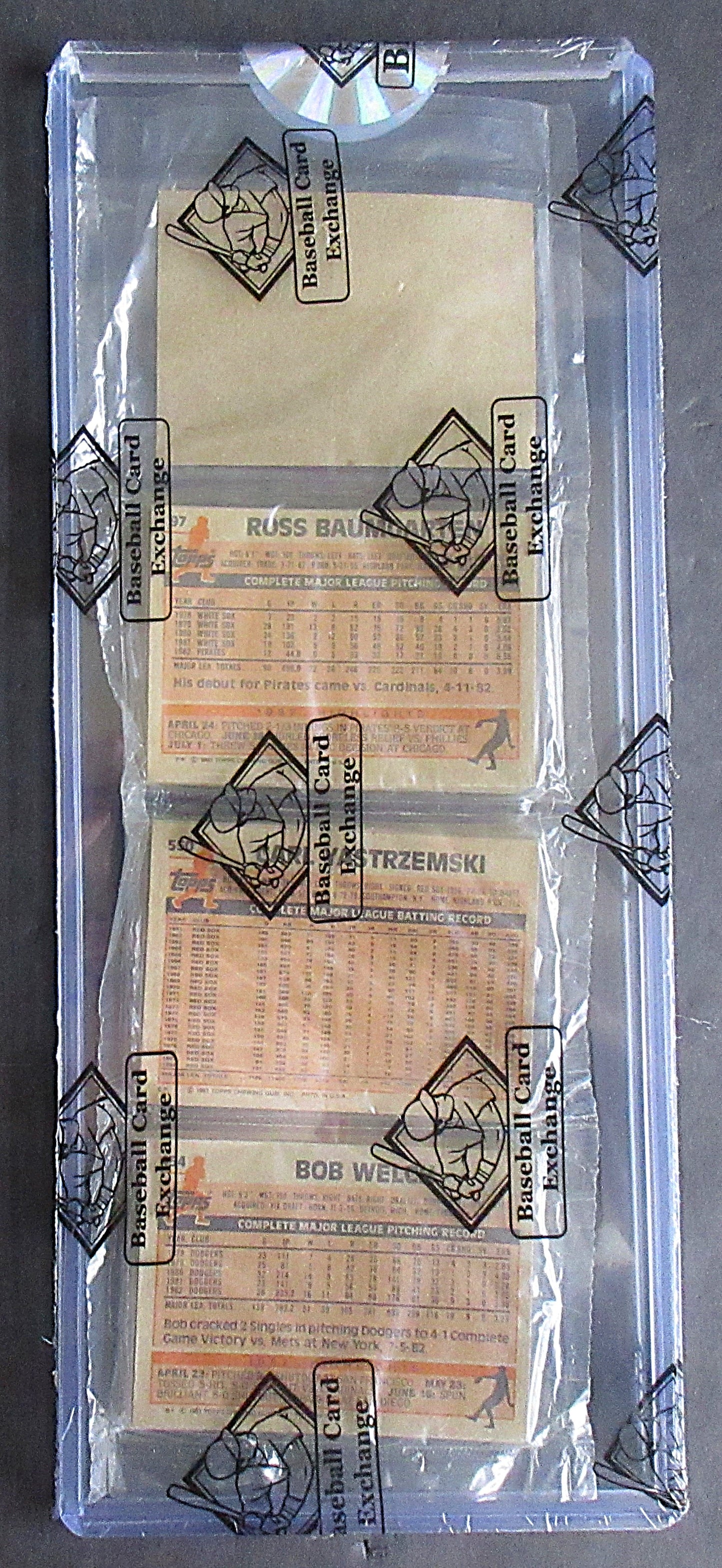 1983 Topps Baseball Unopened Rack Pack (F. Valenzuela Top C. Yastrzemski Back) (BBCE) (27367)