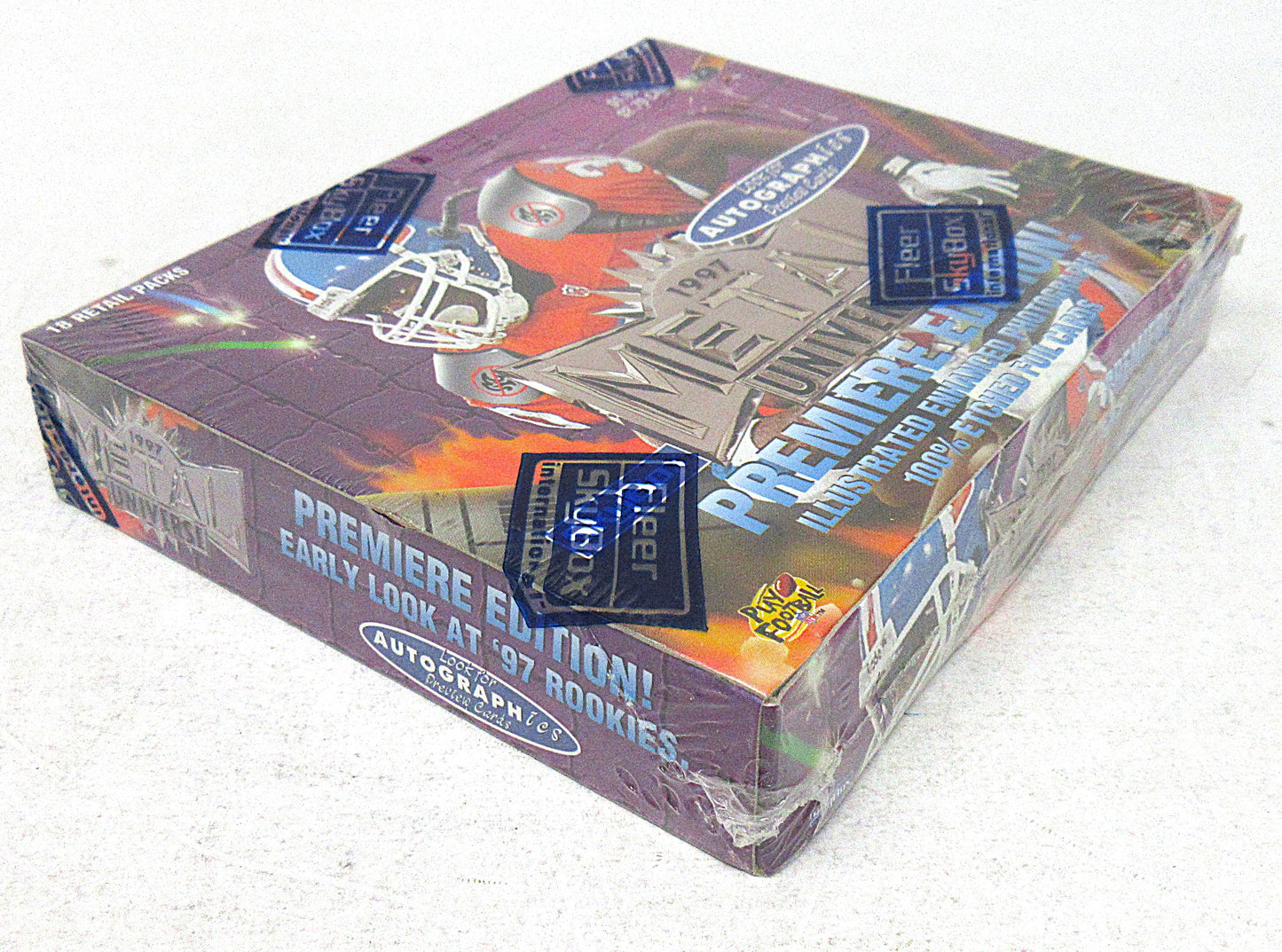 1997 Skybox Metal Universe Football Box (Retail) (18/5)