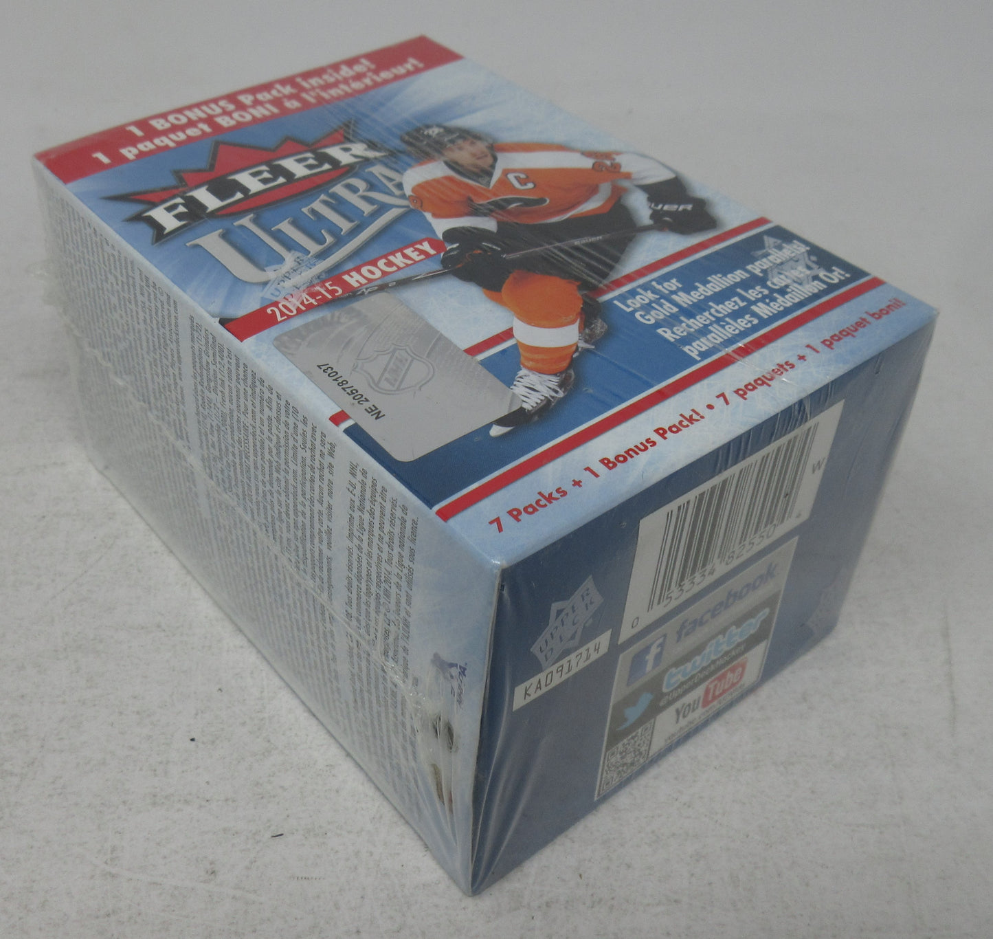 2014/15 Fleer Ultra Hockey Blaster Box (8/5)
