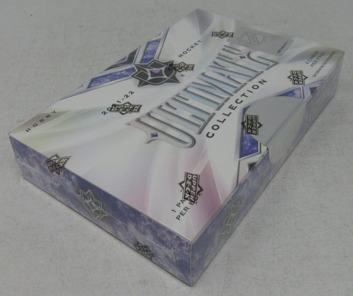 2021/22 Upper Deck Ultimate Collection Hockey Box (Hobby) (4 Cards)