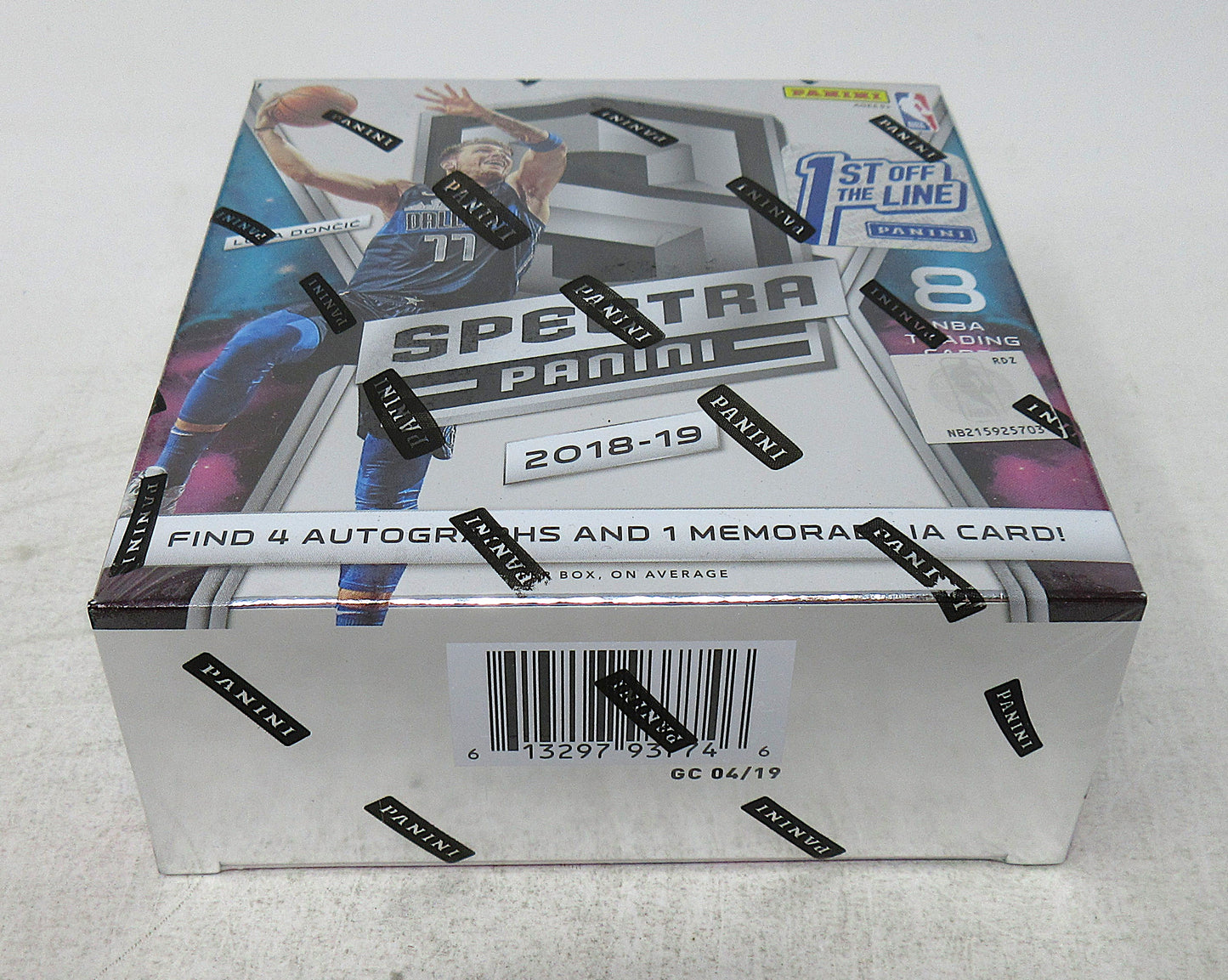 2018/19 Panini Spectra Basketball 1st Off The Line Box (FOTL) (1/8)