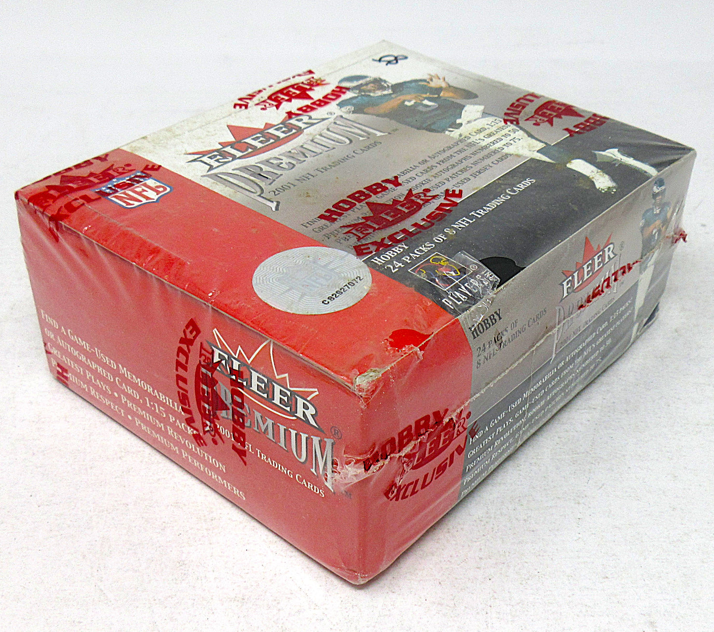 2001 Fleer Premium Football Box (Hobby) (24/8)