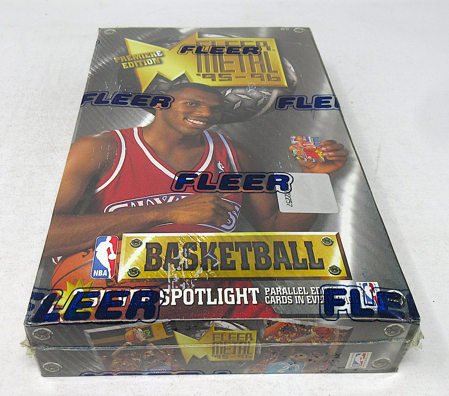 1995/96 Fleer Metal Basketball Unopened Box (20/8) (2 Silver Spotlight)