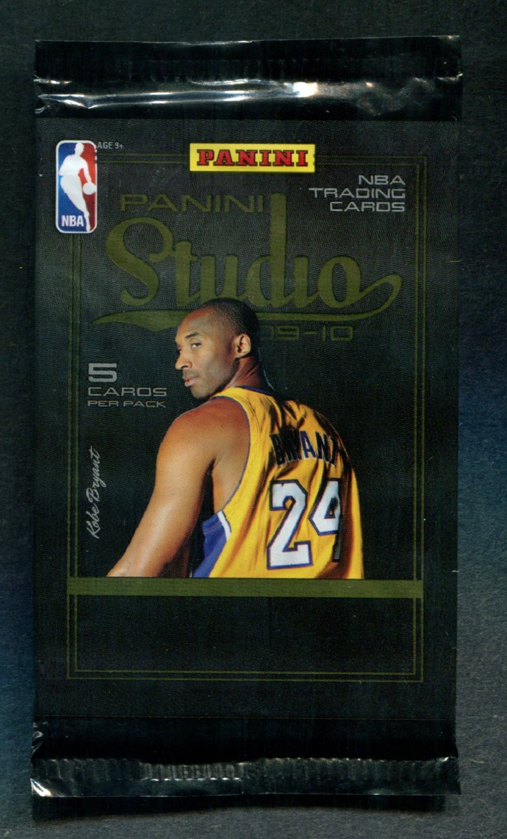 2009/10 Panini Studio Basketball Unopened Pack (Retail)