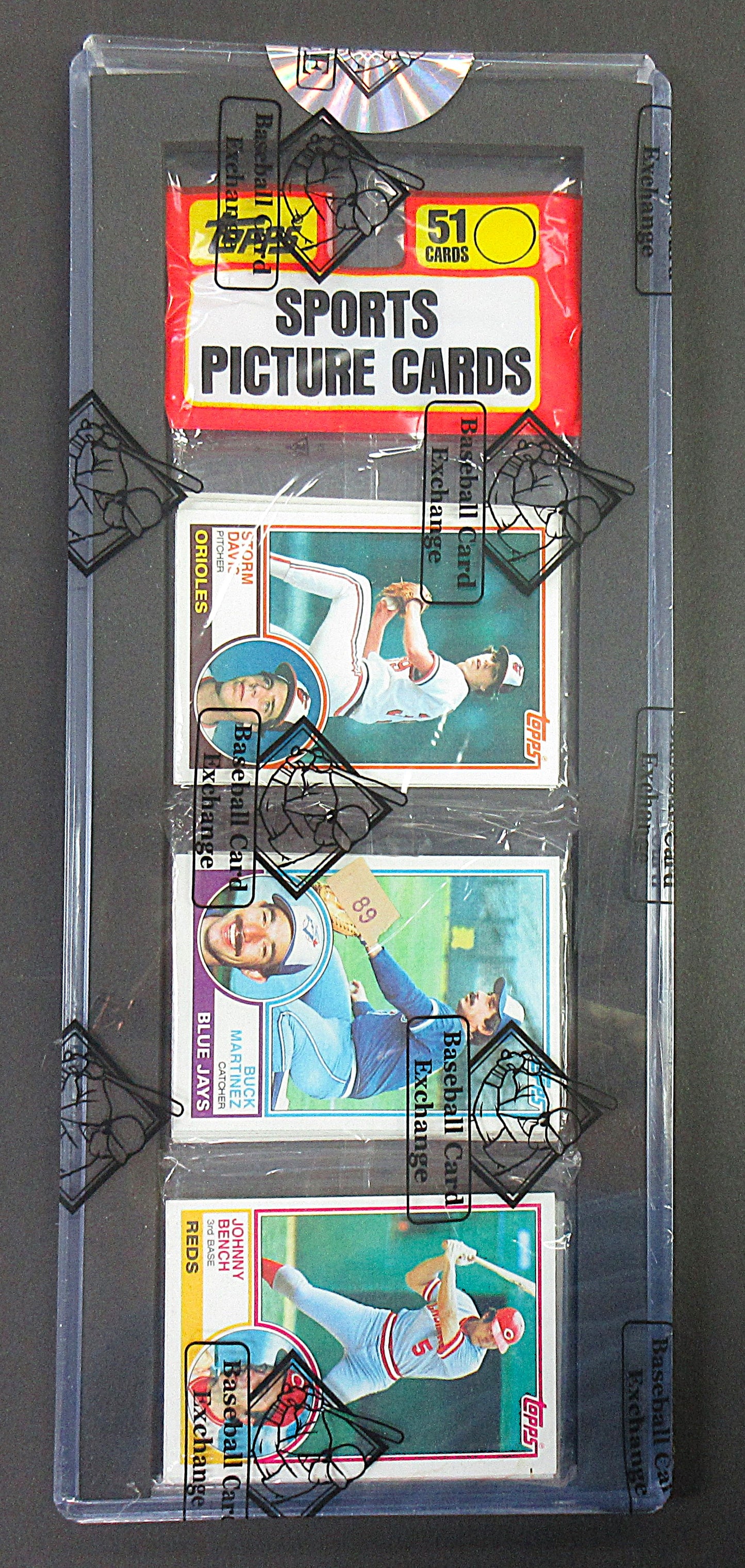 1983 Topps Baseball Unopened Rack Pack (Johnny Bench Top / Carlton Fisk Back) (BBCE) (27751)