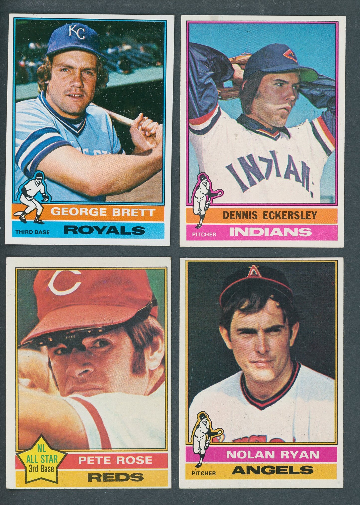 1976 Topps Baseball Complete Set EX/MT NM (660) (23-95)