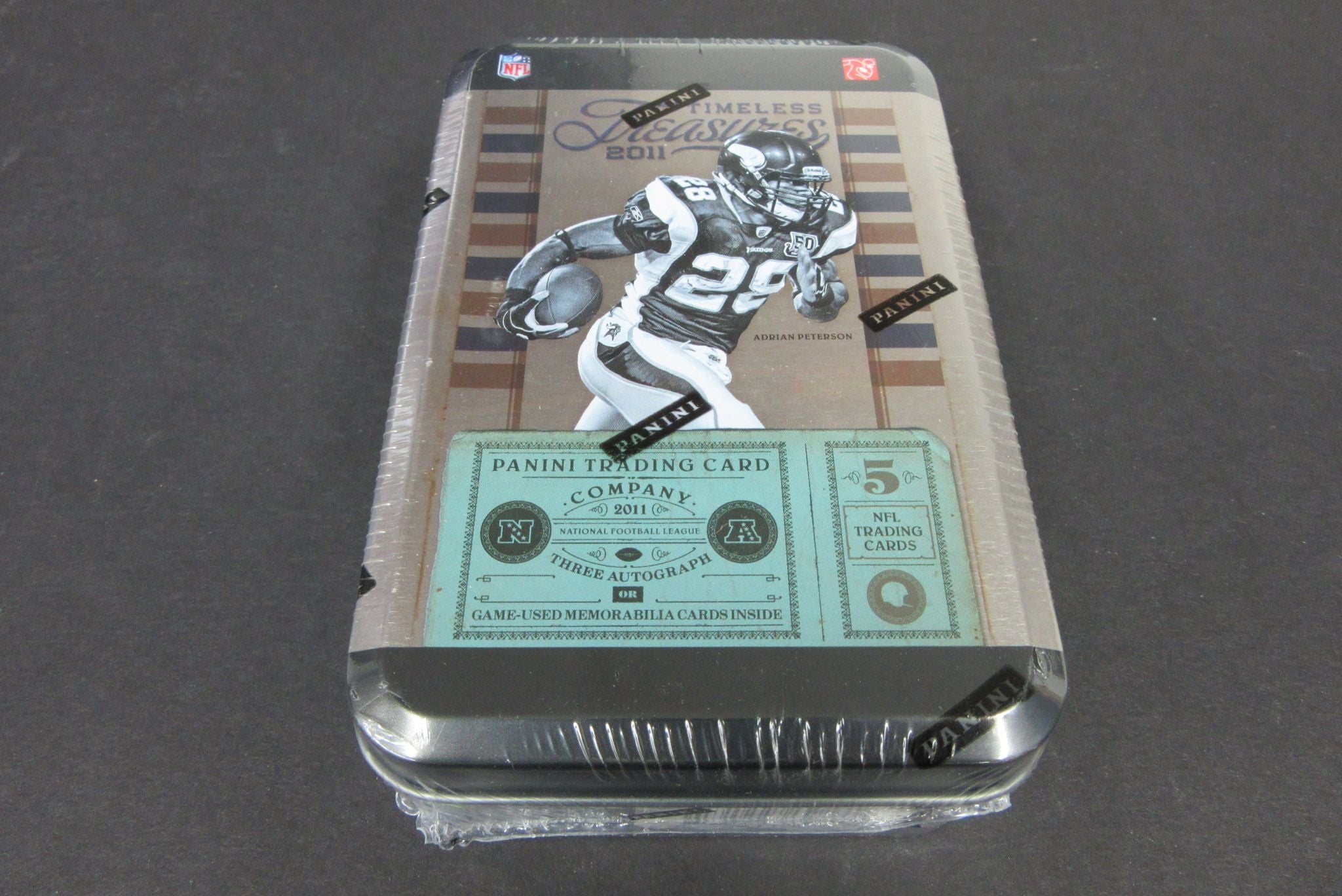 2011 Panini Timeless Treasures Football Box (Hobby)