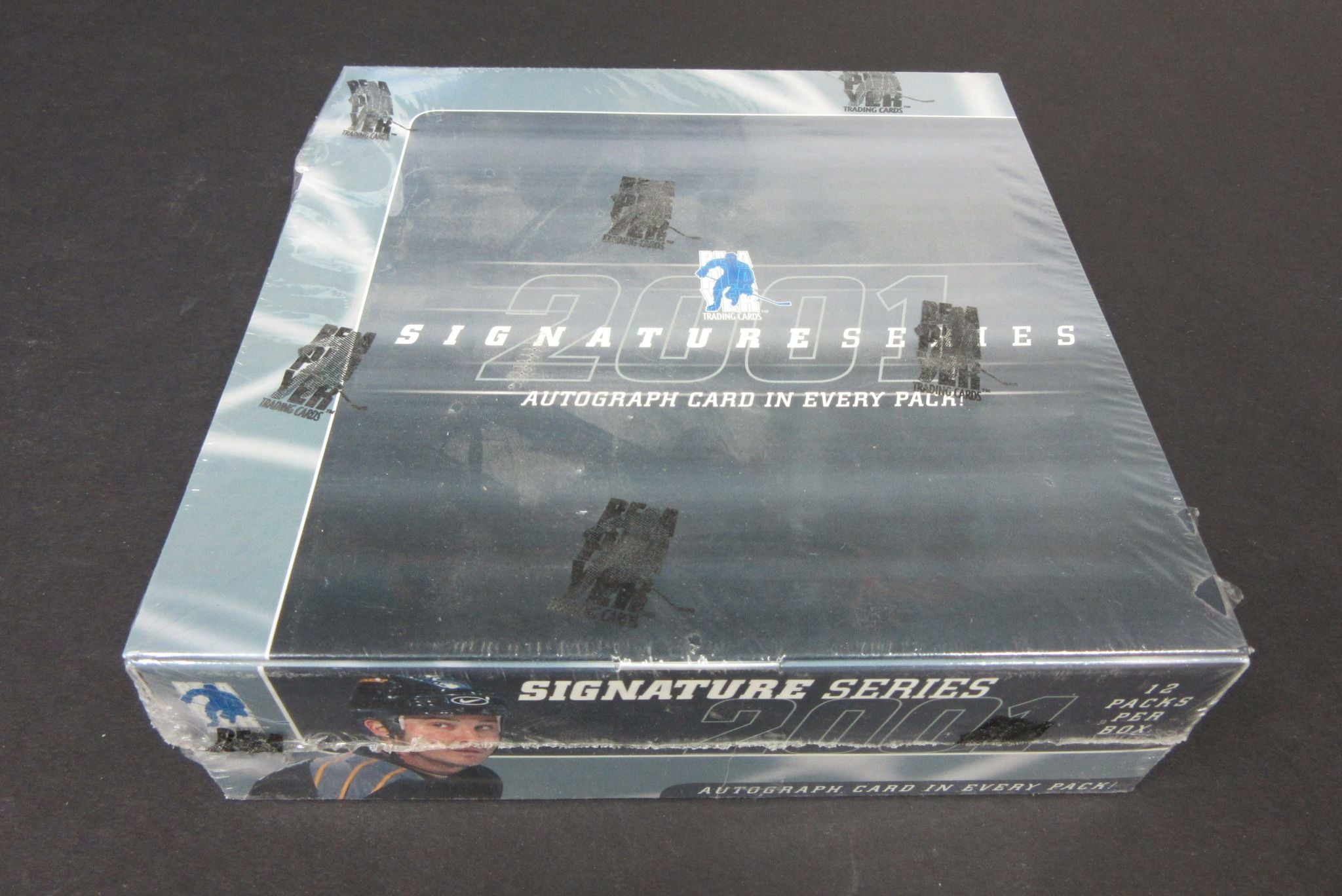 2000/01 Be A Player Signature Series Hockey Box (Hobby)