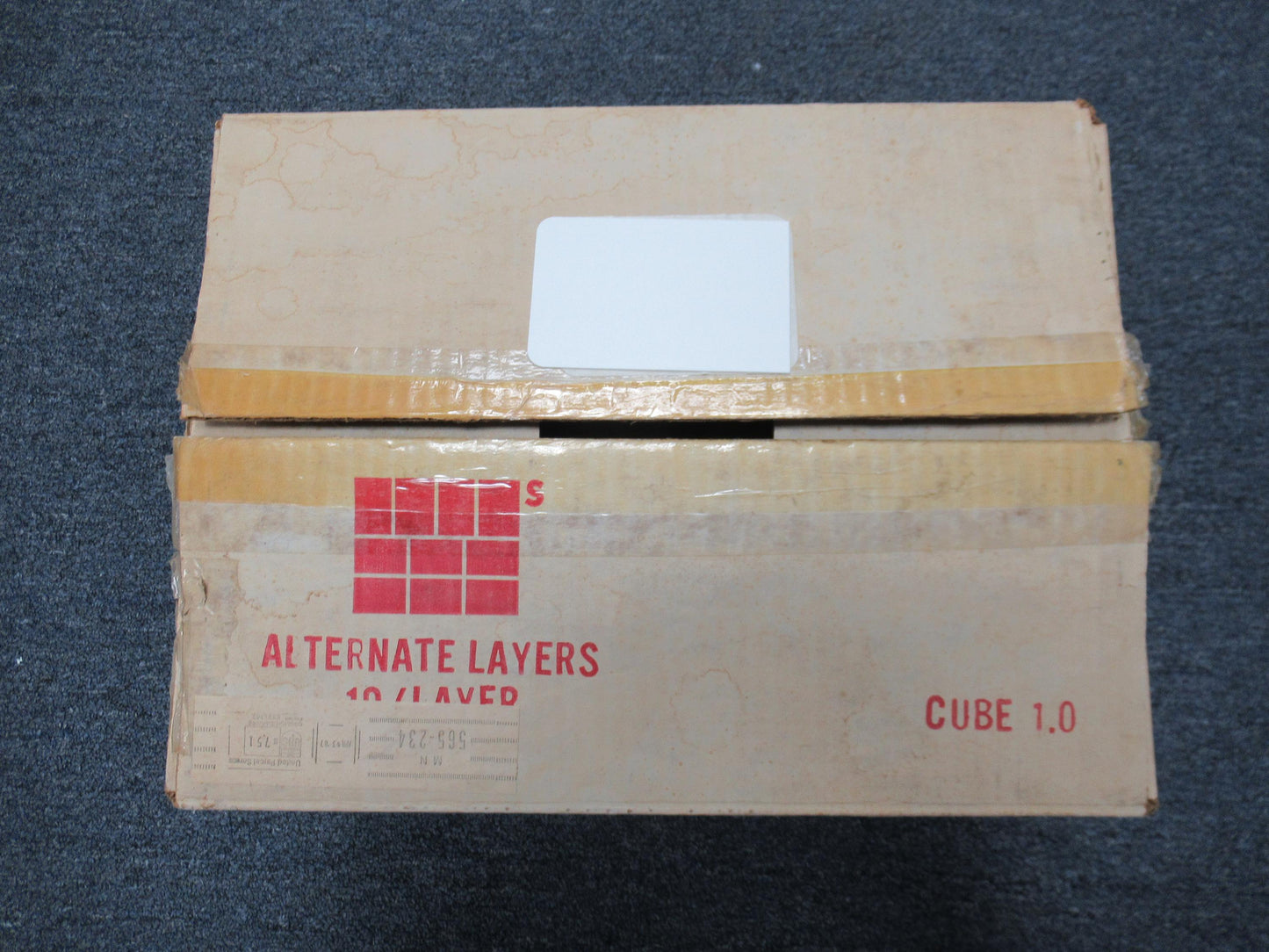 1986/87 Fleer Basketball Unopened Wax Box (Jordan Top) w/ Display Case