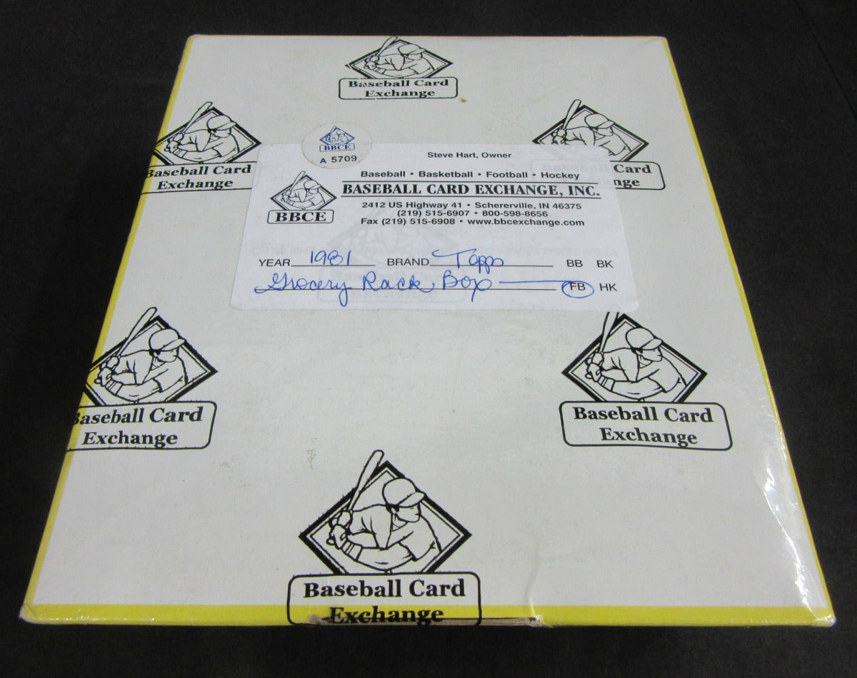 1981 Topps Football Unopened Grocery Rack Pack Box (BBCE)