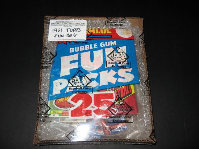 1981 Topps Fun Bag w/ Football Cello w/ Montana Top